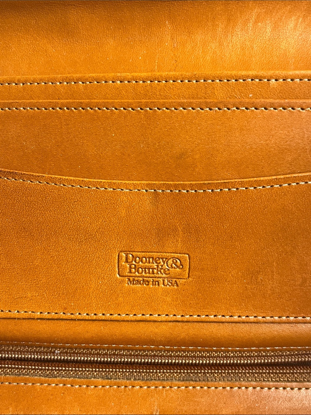 Vintage 1990s Dooney & Bourke All Weather Leather Pebbled Wallet - Picture 3 of 14